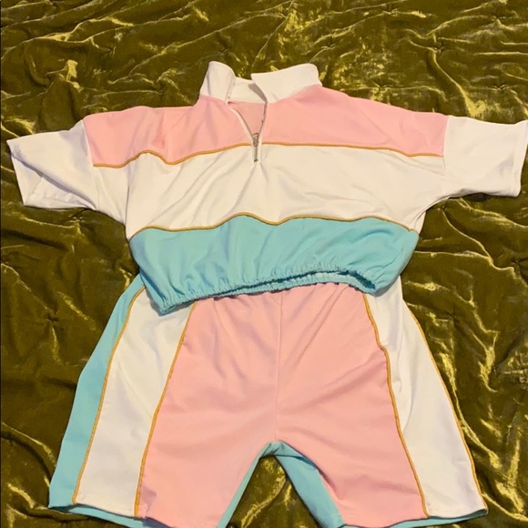 Chill Short set pastel colors